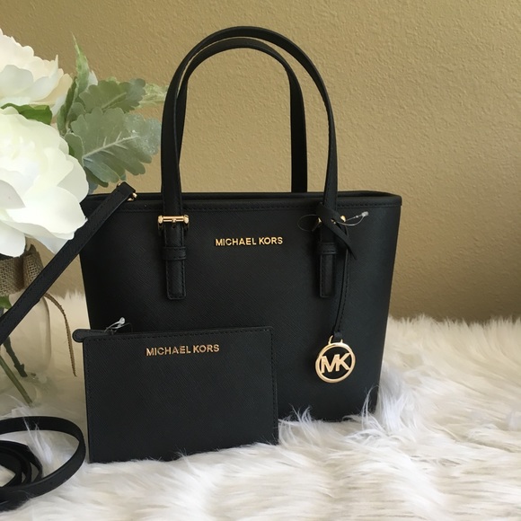 Last one❗️MK Carryall Tote/Crossbody&wallet - Picture 3 of 8